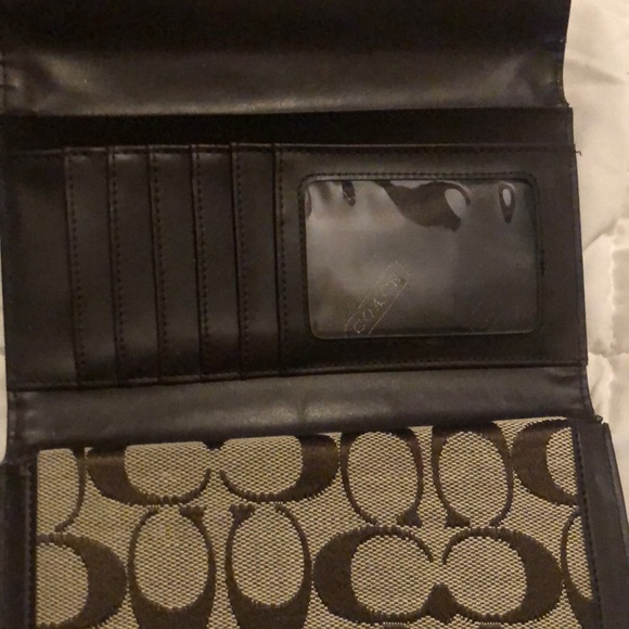 Wallet - Picture 3 of 4